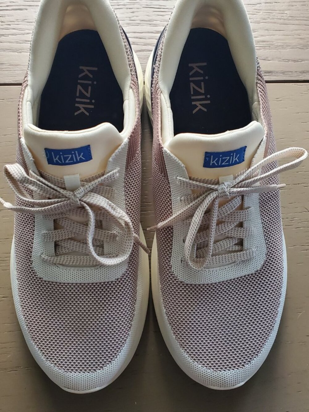 NWOT Kizik Unisex Athens Hands Free Sneaker Size Men 12 Women 13.5